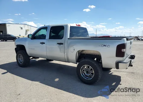 2013 Chevrolet Silverado K1500 Ls z USA, uszkodzony, nr VIN 3GCPKREAXDG309376